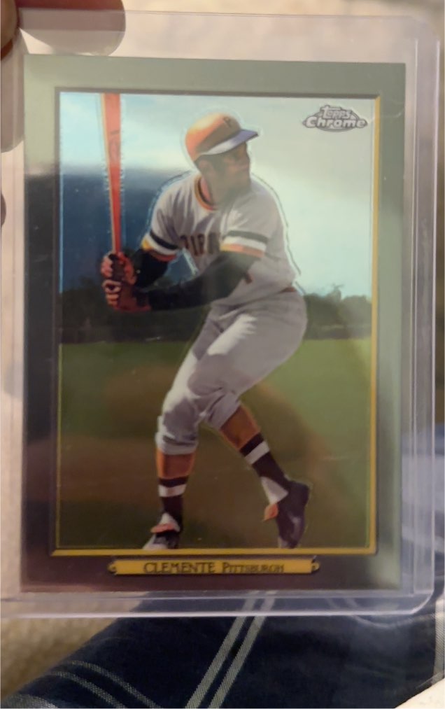 1993 Topps Chrome Roberto Clemente — front