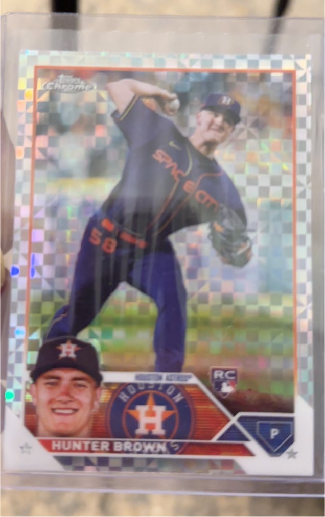 2023 Topps Chrome #197 Hunter Brown — front