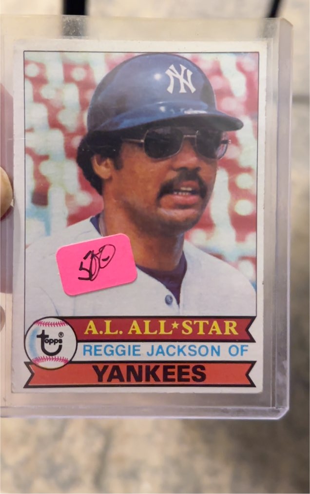 1979 Topps #700 Reggie Jackson — front