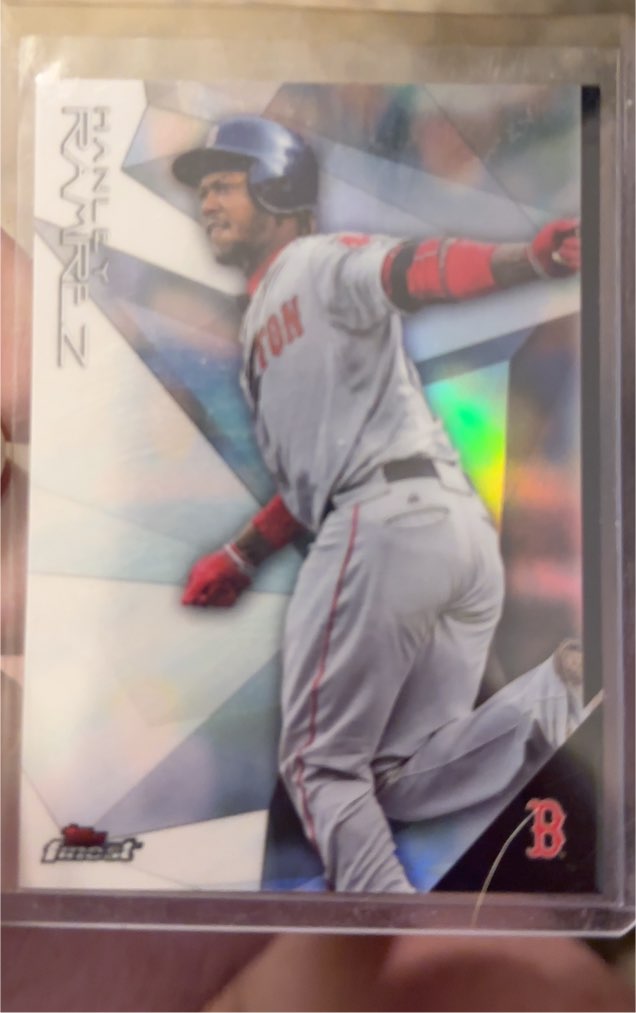 2015 Topps Finest #9 Hanley Ramirez — front