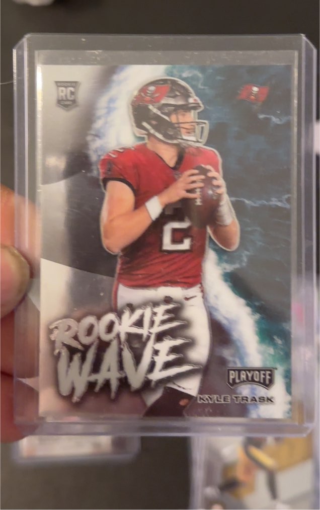 2021 Panini Playoff Rookie Wave #RW-KTR Kyle Trask — front