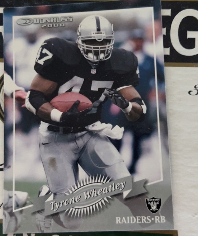 2000 Donruss #104 Tyrone Wheatley — front