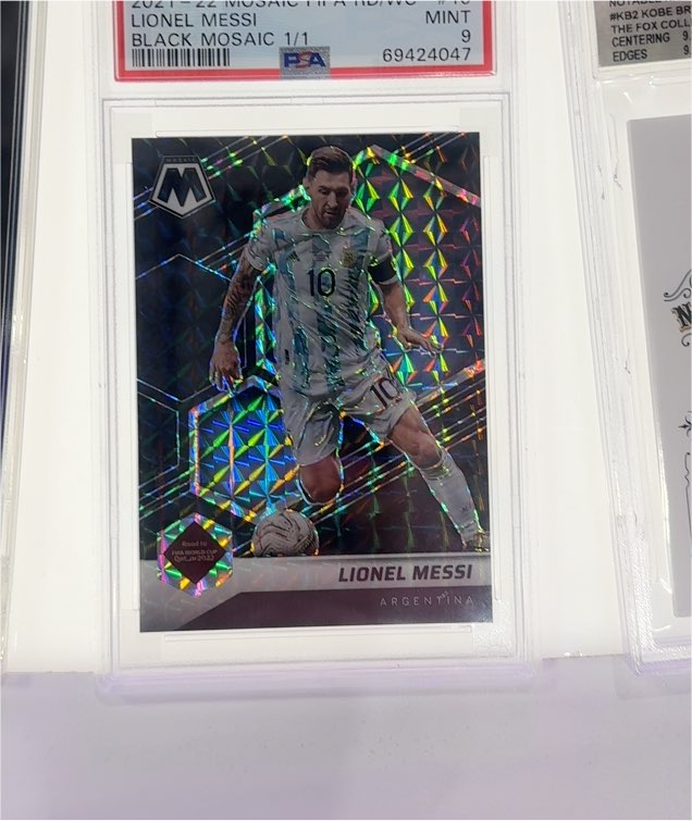 2021-22 Panini Mosaic FIFA Road to World Cup #HFA-RDWG Lionel Messi — front