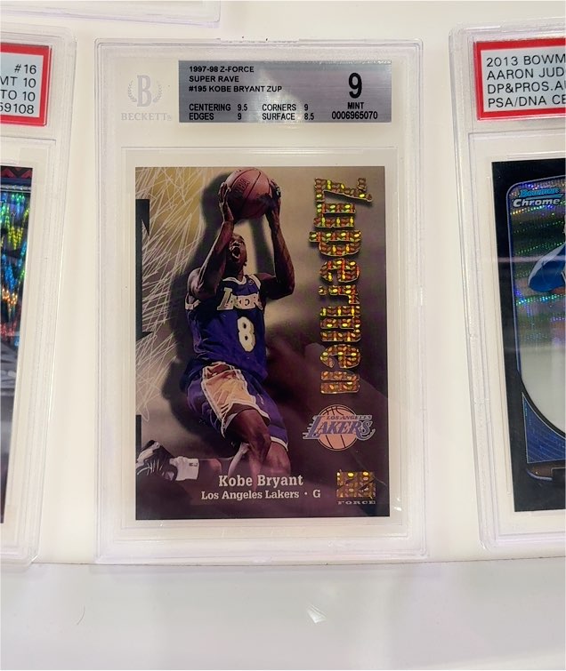1997-98 Skybox Z-Force #195 Kobe Bryant — front