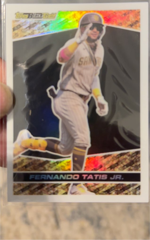 2021 Topps Update #BG-1 Fernando Tatis Jr. Topps Black Gold San Diego Padres — front