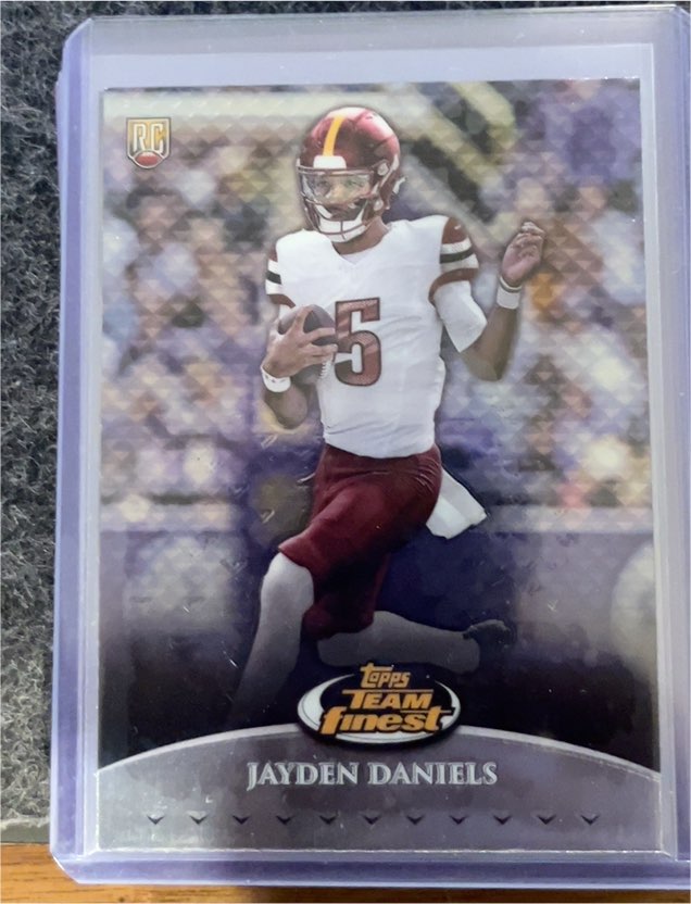 2024 Topps Finest #TF-2 Jayden Daniels — front