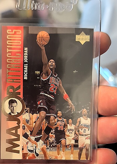 1995-96 Upper Deck #339 Michael Jordan Major Attractions — front