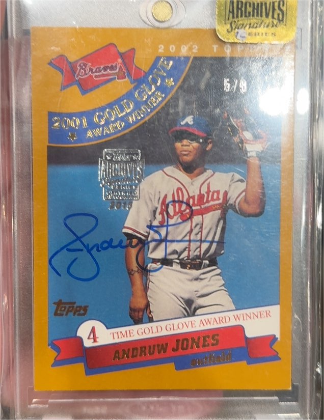 2002 Topps #711 Andruw Jones — front
