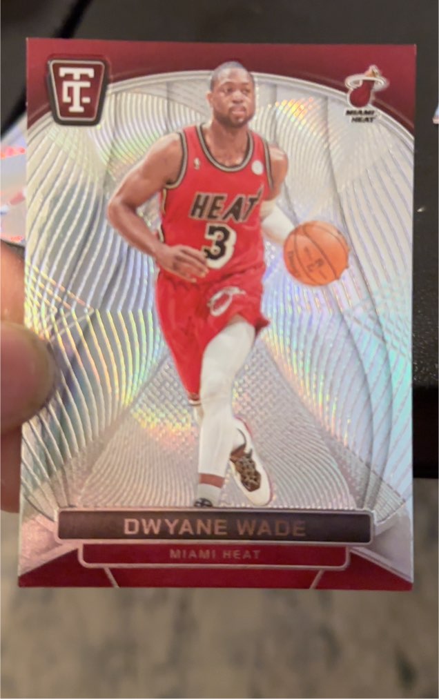 2024-25 Panini Totally Certified #188 Dwyane Wade Mirror — front