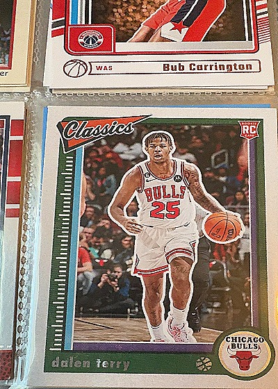 2022-23 Panini Chronicles Classics #637 Dalen Terry — front