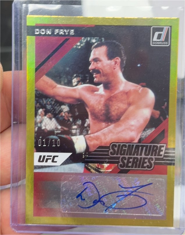 2022 Panini Donruss UFC #SS-DFY Don Frye Signature Series — front