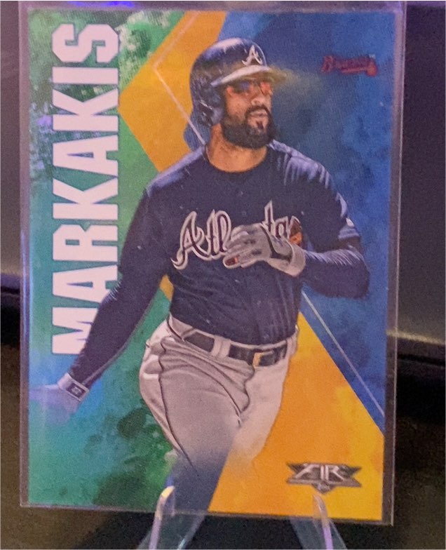2019 Topps Fire #12 Nick Markakis — front