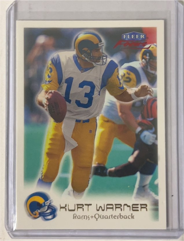 1999 Fleer Focus #40 Kurt Warner — front