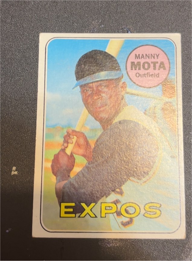 1969 Topps #236 Manny Mota — front