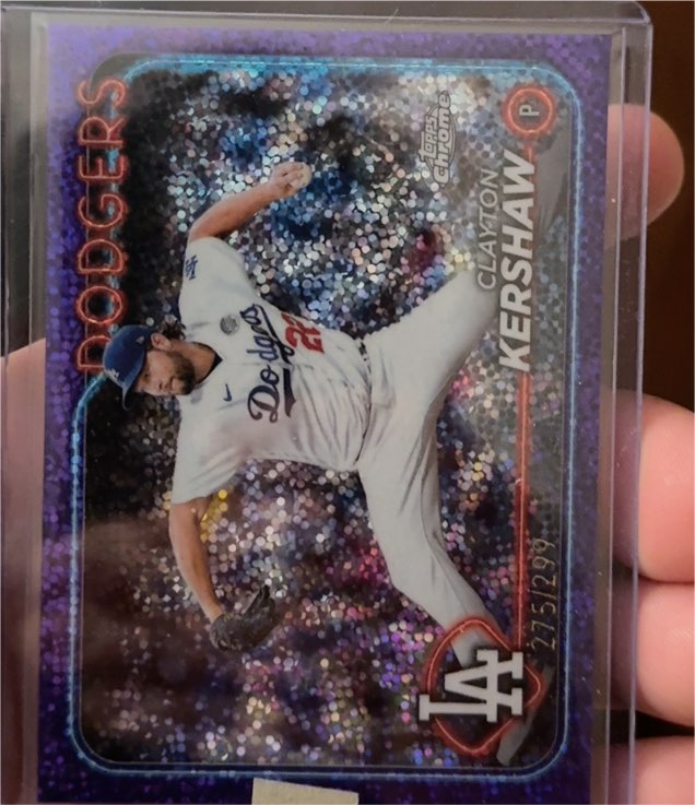 2024 Topps Chrome #110 Clayton Kershaw Purple Speckle Refractors #/299 — front