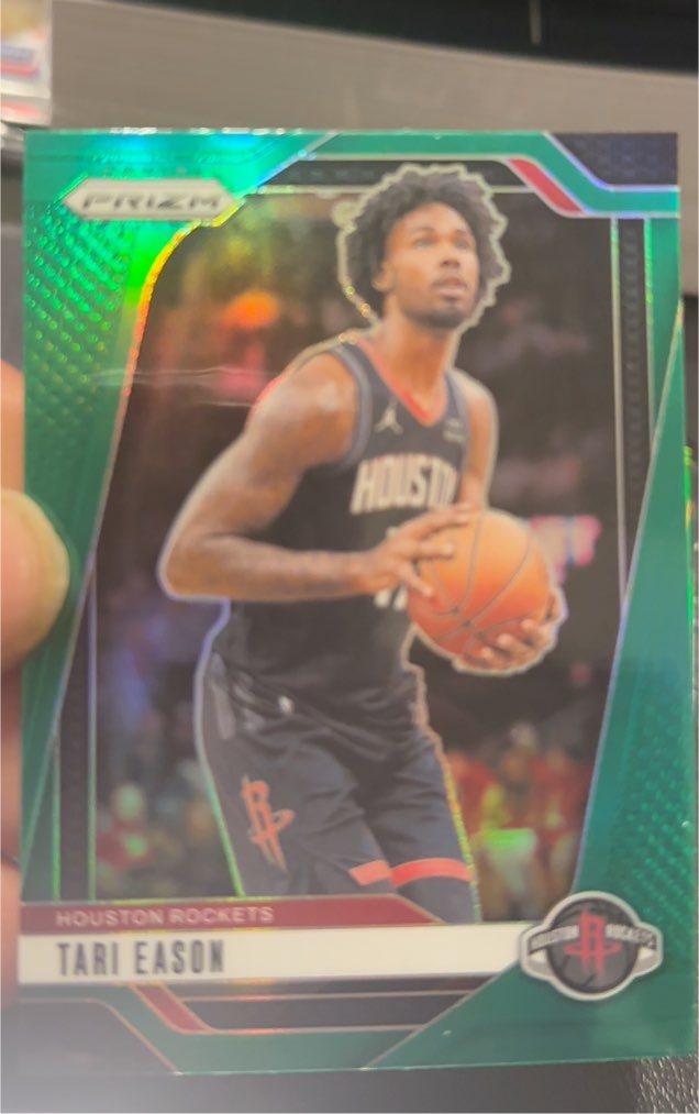 2024-25 Panini Prizm #12 Tari Eason — front