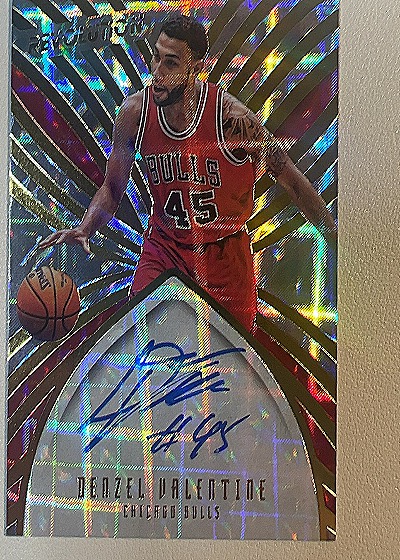 2015 Panini Prizm Denzel Valentine — front