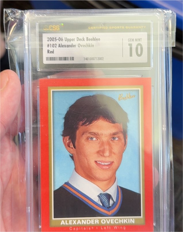 2005-06 Upper Deck Beehive #102 Alexander Ovechkin Red — front