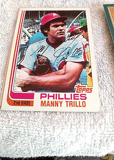 1982 Topps #220 Manny Trillo — front