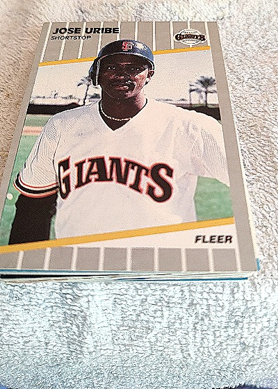 1989 Fleer #345 Jose Uribe — front