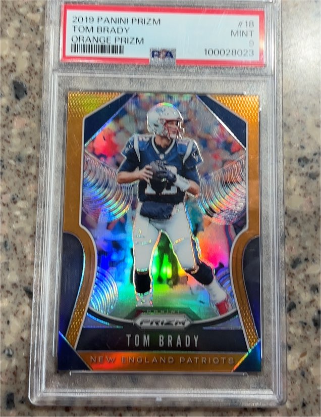 2019 Panini Prizm #18 Tom Brady — front