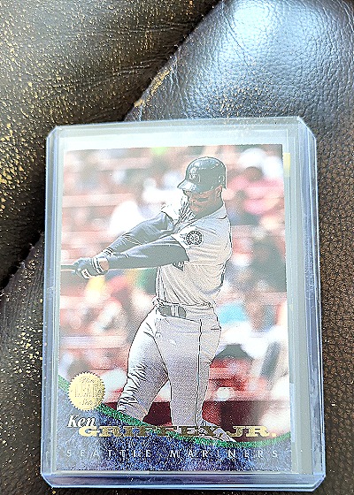 1994 Leaf #368 Ken Griffey Jr. — front