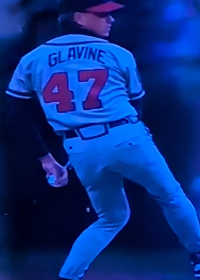 1994 Topps Stadium Club #154 Tom Glavine — front
