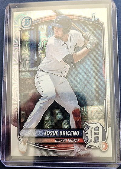 2025 Bowman Chrome Prospects #BCP-13 Josue Briceno — front
