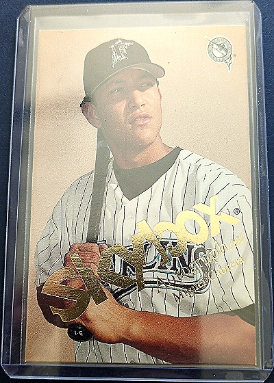 2004 Fleer SkyBox Autographics #8 Miguel Cabrera — front