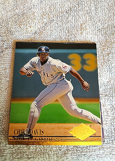 1994 Fleer Ultra #324 Chili Davis — front