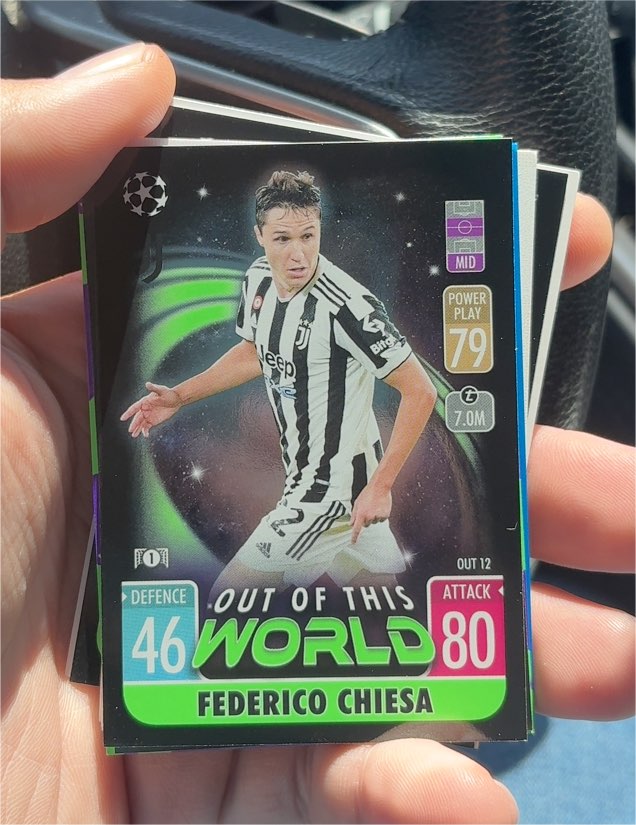 2021-22 Topps Match Attax Out Of This World #OUT12 Federico Chiesa Juventus — front
