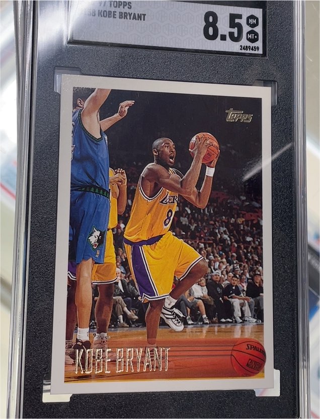 1996-97 Topps #138 Kobe Bryant — front