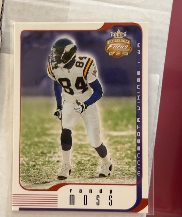 2001 Fleer Focus Jersey Edition Randy Moss — front