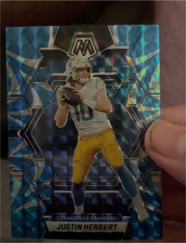 2023 Panini Mosaic #127 Justin Herbert — front