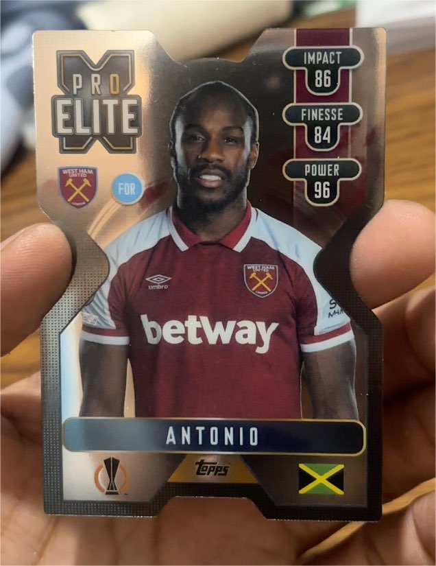 2021-22 Topps Match Attax Extra Pro Elite Chrome X Die-Cut #XS6 Michail Antonio — front