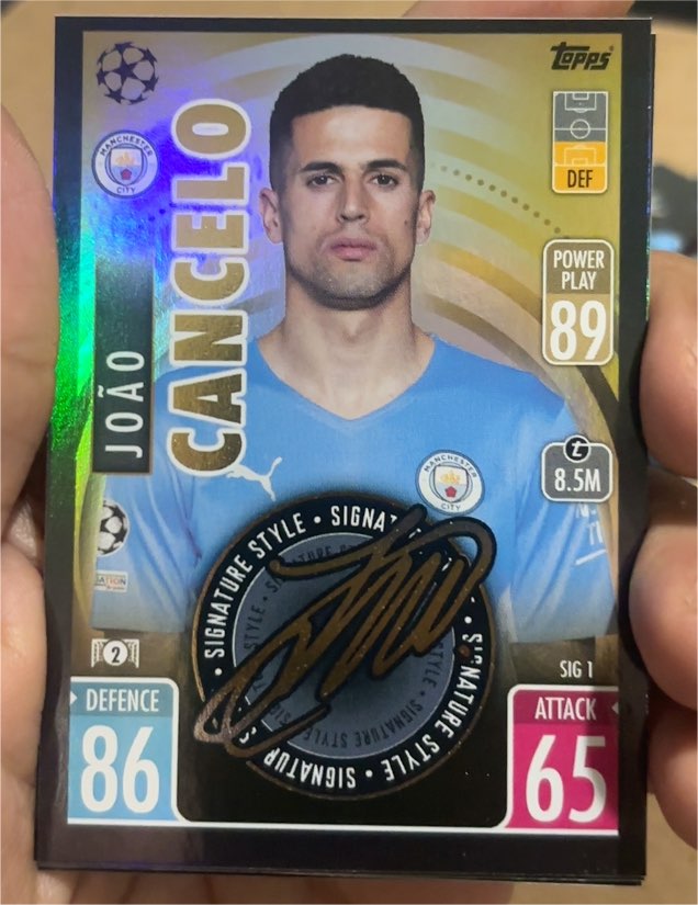 2021-22 Topps Match Attax #SIG1 Joao Cancelo — front