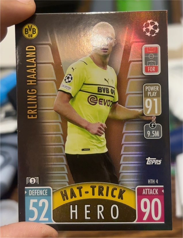 2021-22 Topps Match Attax #HTH-4 Erling Haaland — front