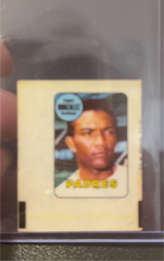 1969 Topps #501 Tony Gonzalez — front