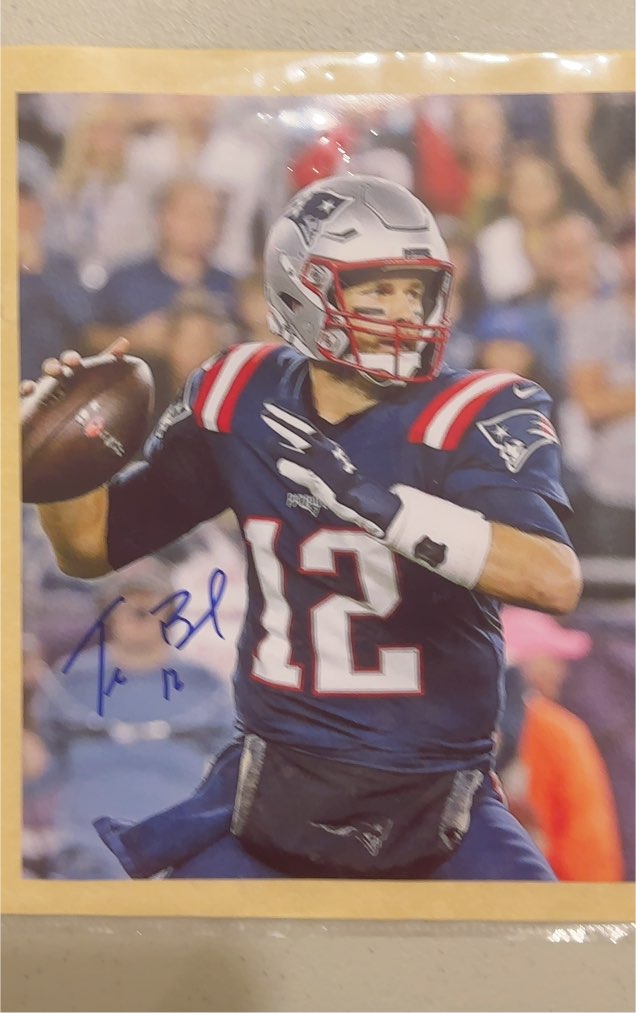 Tom Brady New England Patriots Signed 8x10 Photo — front
