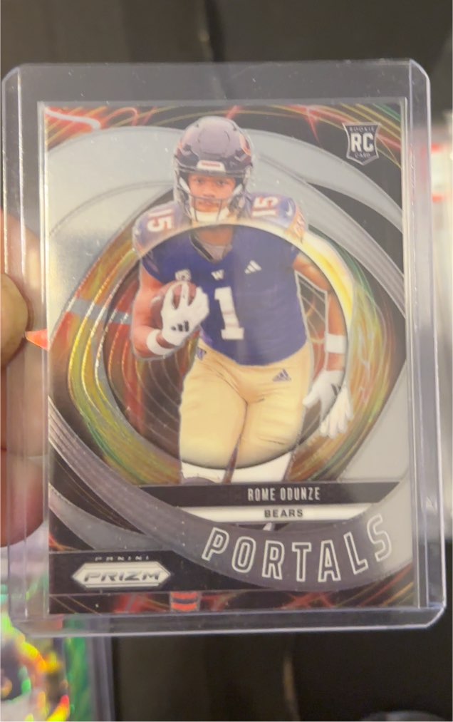 2024 Panini Prizm #9 Rome Odunze Portals — front