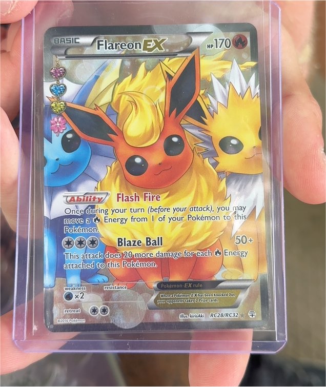 2016 Pokémon RC28/RC32 Flareon EX — front