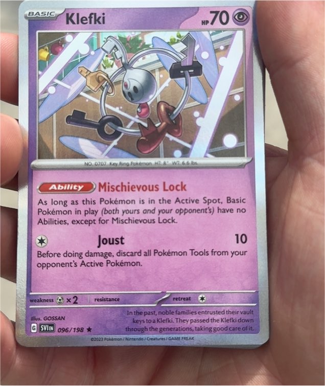 2023 Pokémon Scarlet & Violet #096 Klefki — front