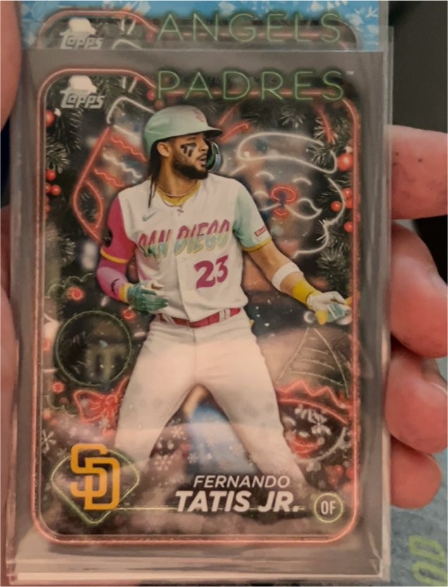 2024 Topps Holiday #H44 Fernando Tatis Jr. — front