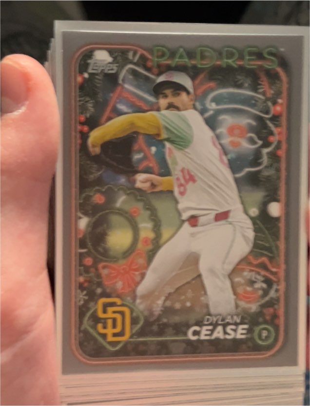 2024 Topps Holiday #H97 Dylan Cease — front