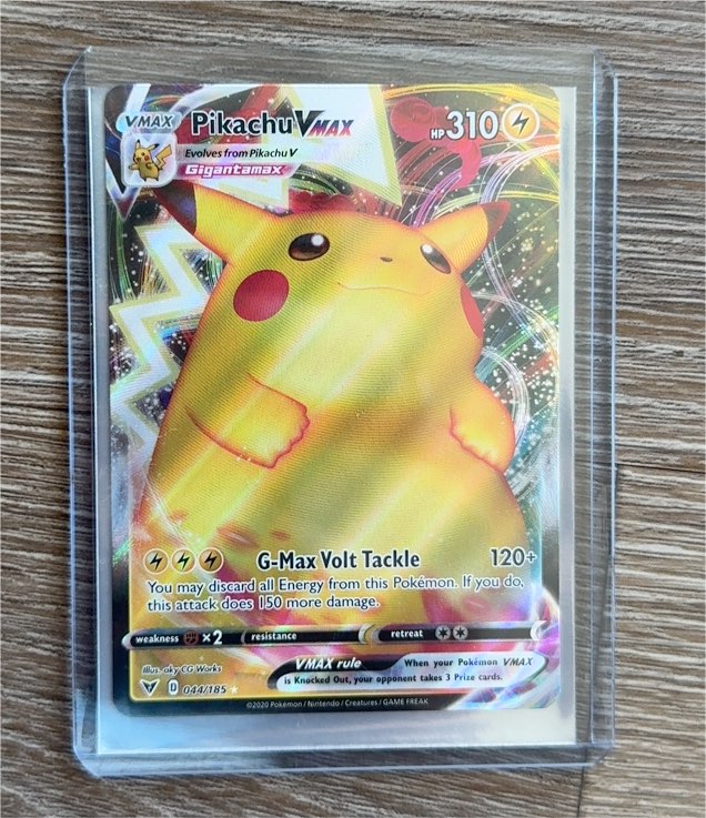 2020 Pokémon TCG Vivid Voltage #044 Pikachu VMAX — front