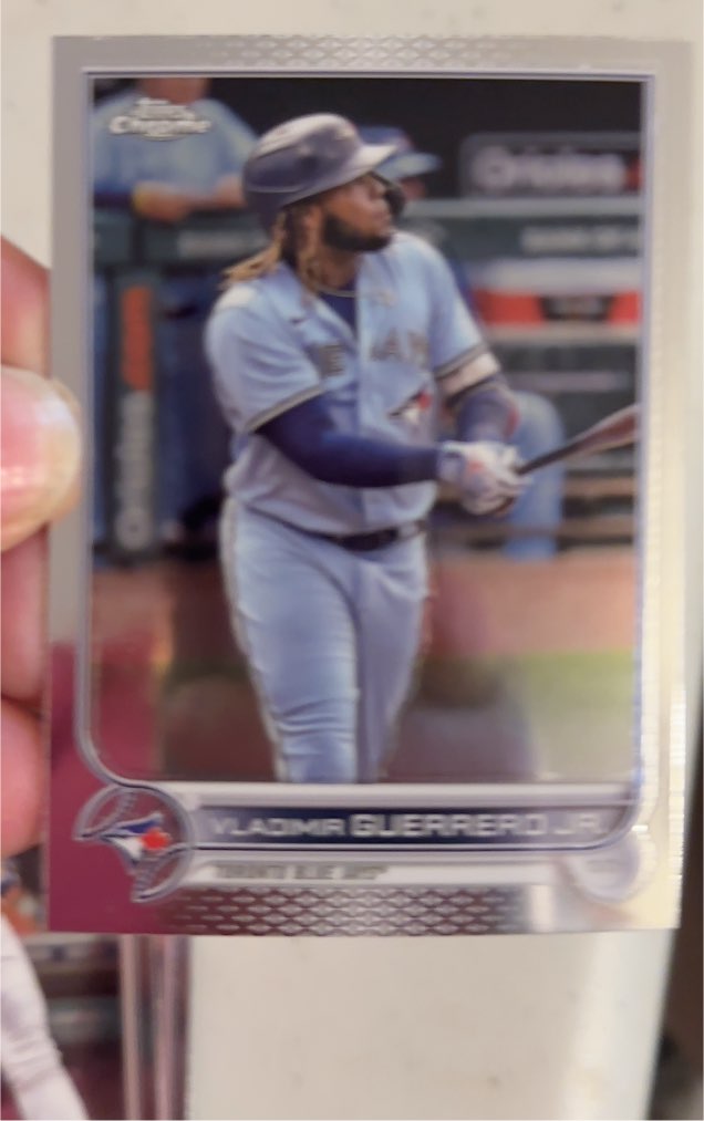 2022 Topps Chrome #81 Vladimir Guerrero Jr. — front