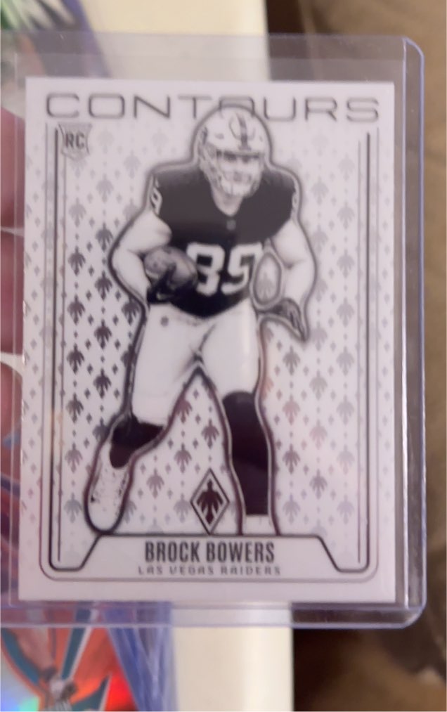2024 Panini Phoenix #CON-BBS Brock Bowers Contours — front