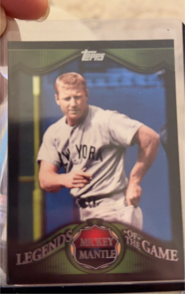 2009 Topps Legends of the Game #LG20 Mickey Mantle — front