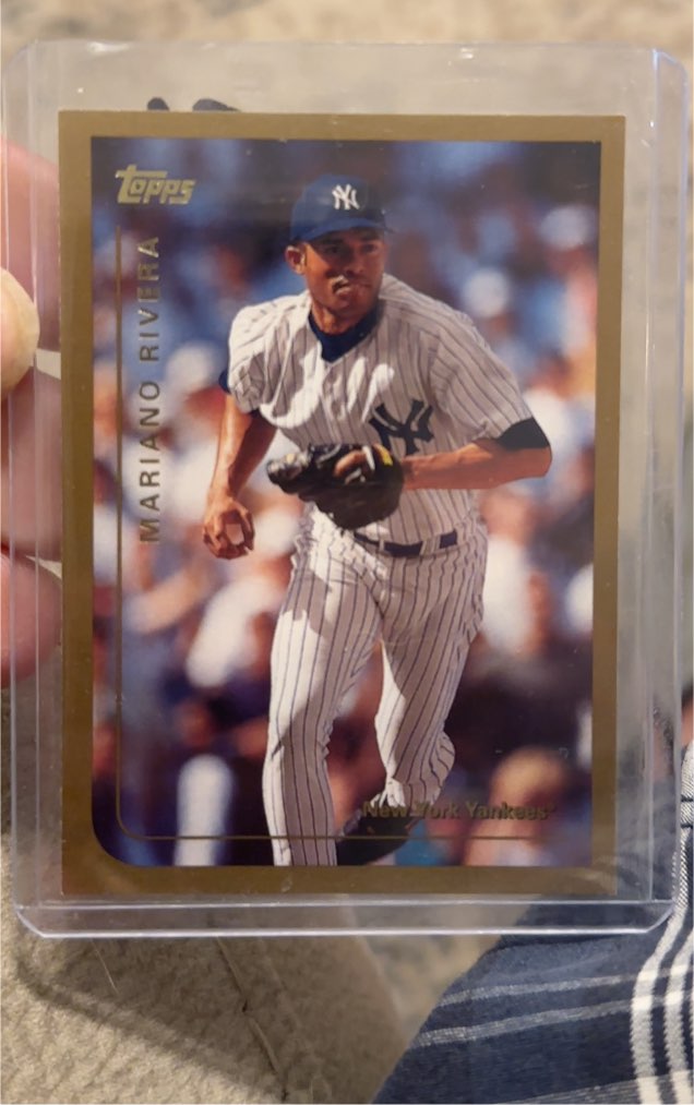 1999 Topps #172 Mariano Rivera — front