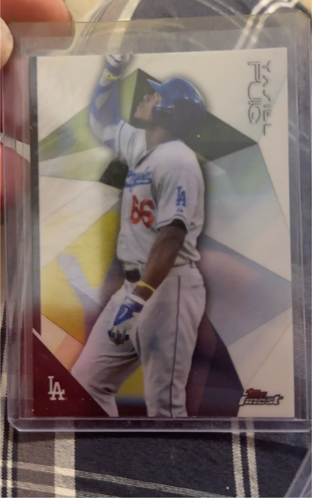 2015 Topps Finest #83 Yasiel Puig — front